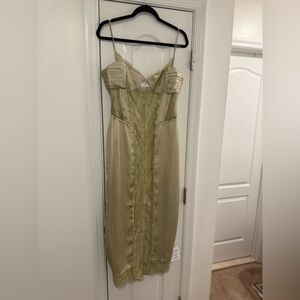 Sea foam green dating and lace midi dress NWT